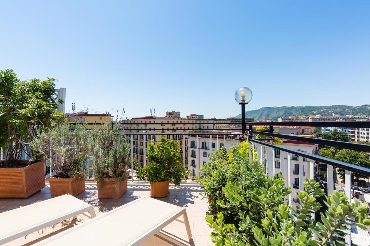 N'Attic A Vomero Penthouse Terrace By Napoliapartments المظهر الخارجي الصورة