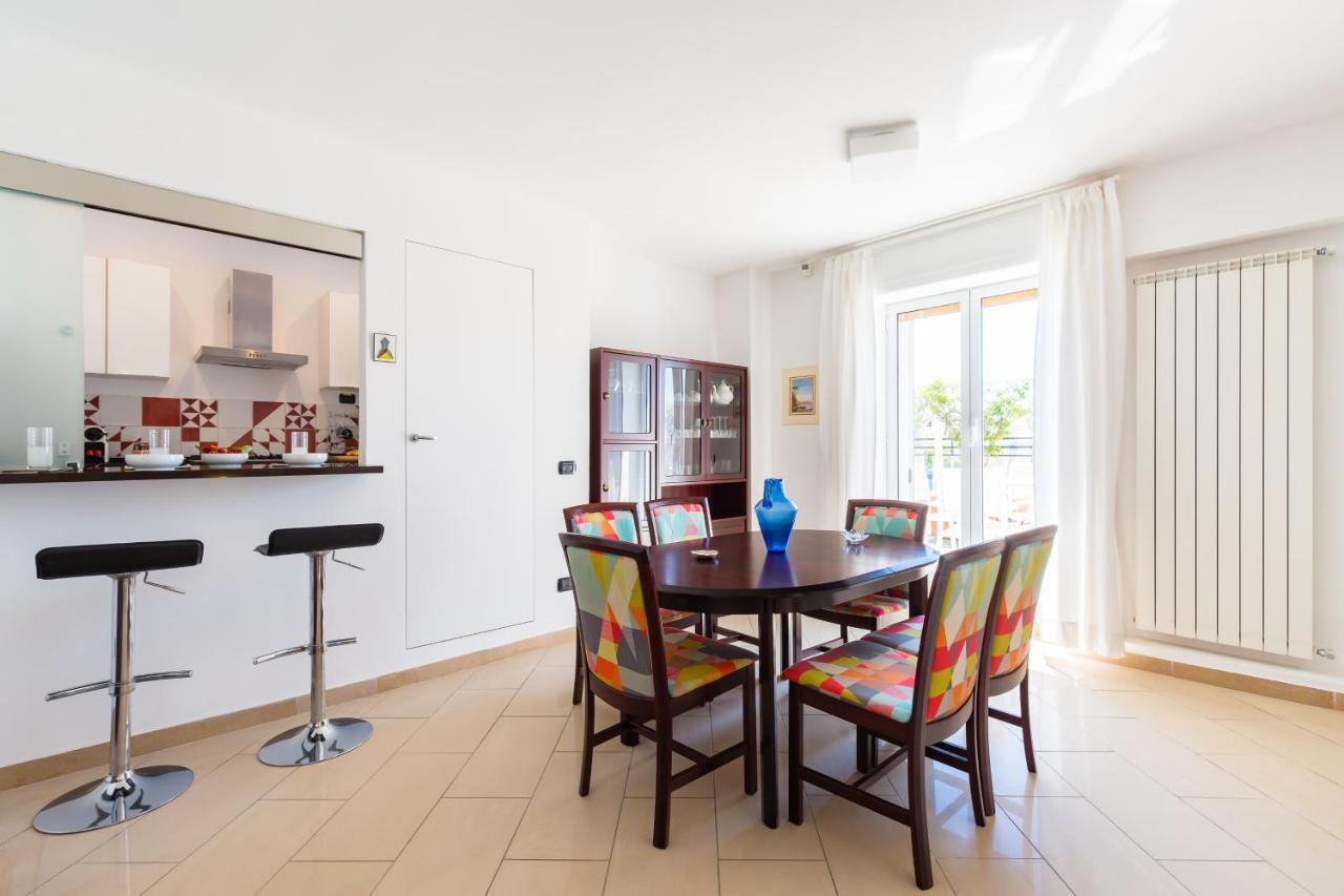 N'Attic A Vomero Penthouse Terrace By Napoliapartments المظهر الخارجي الصورة