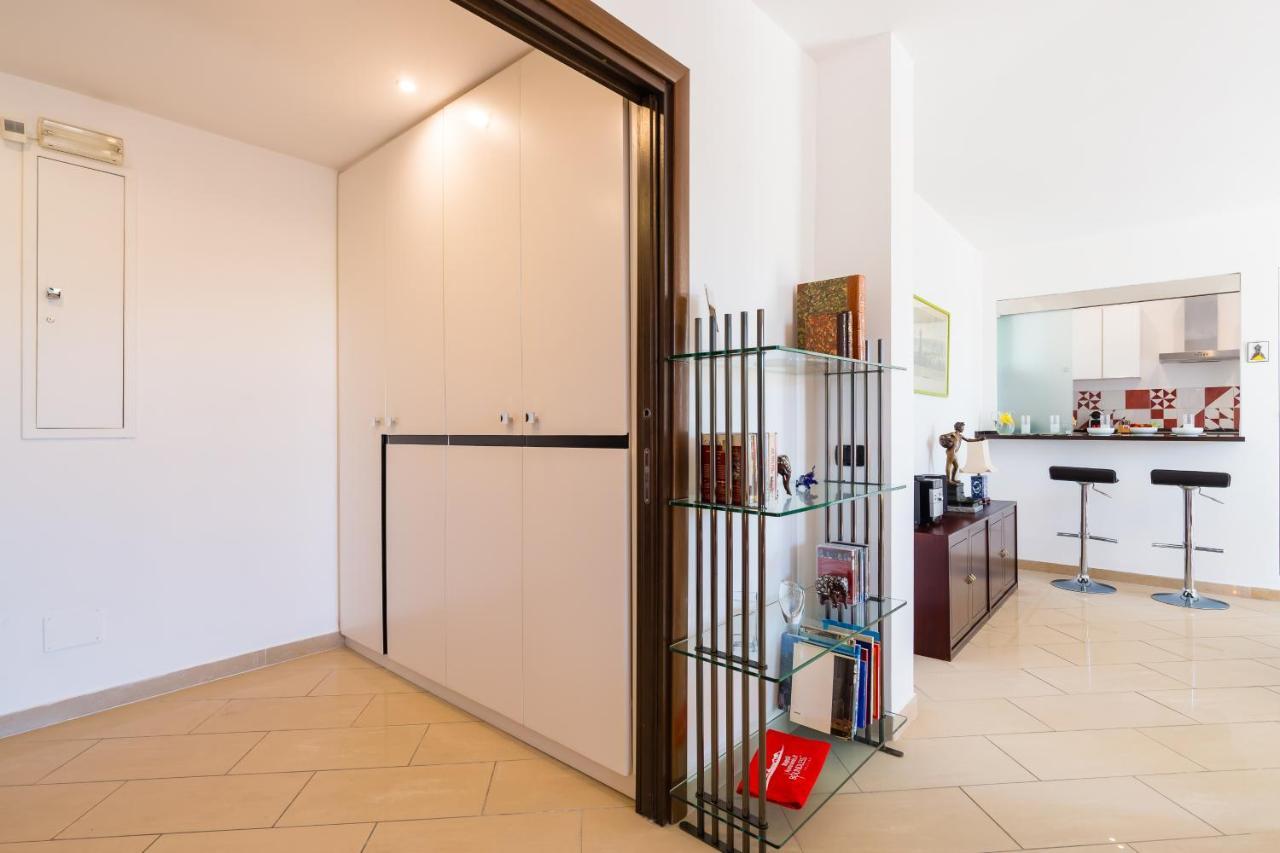 N'Attic A Vomero Penthouse Terrace By Napoliapartments المظهر الخارجي الصورة