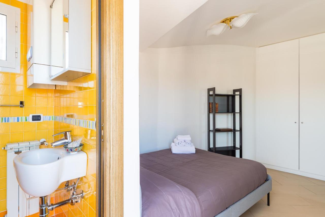 N'Attic A Vomero Penthouse Terrace By Napoliapartments المظهر الخارجي الصورة